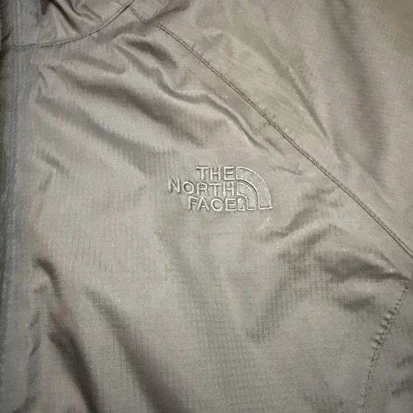 The North Face DryVent Jacket Womens Medium Black Hooded Rain Shell Lightweight - Picture 3 of 6